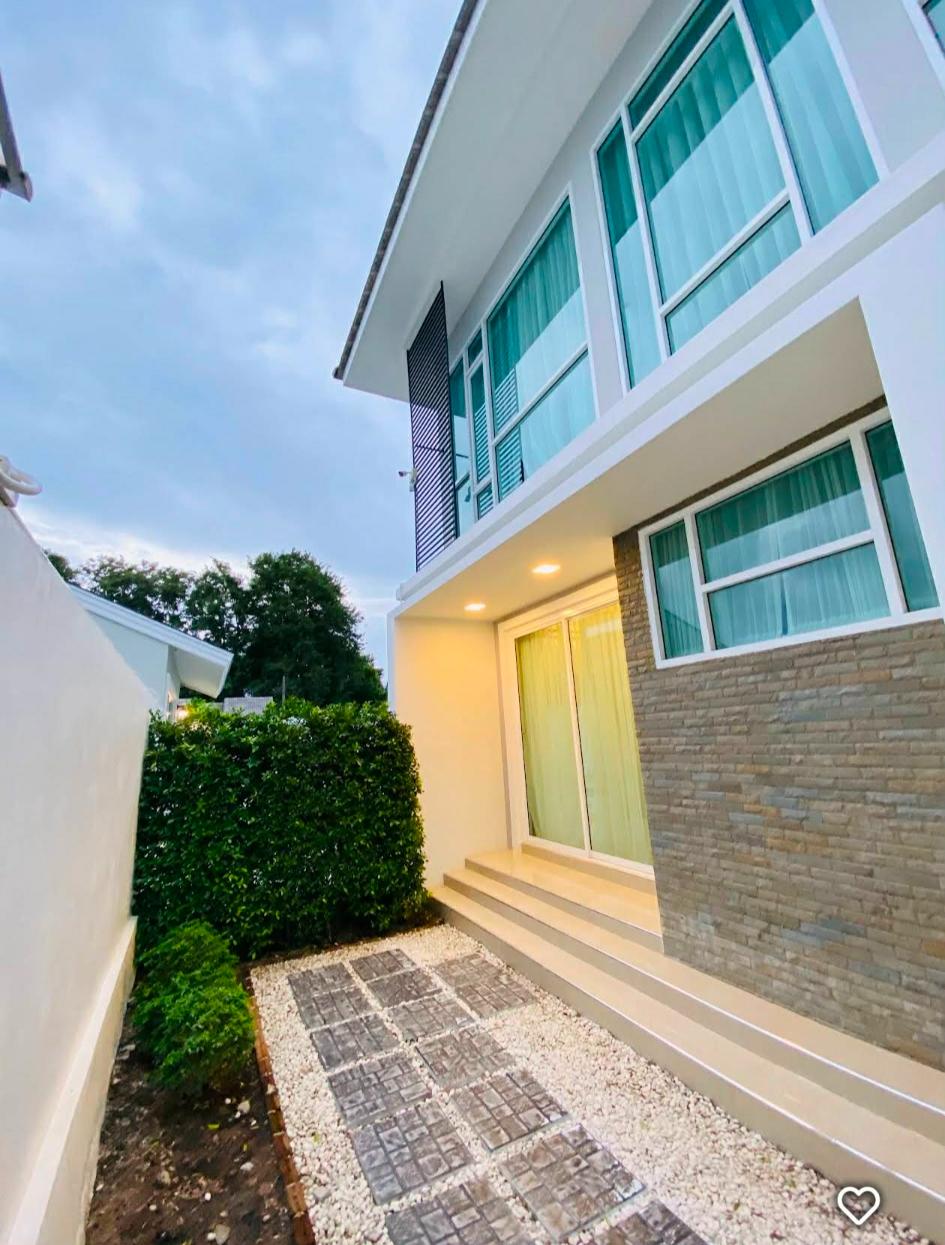 TM04 2 Villas r